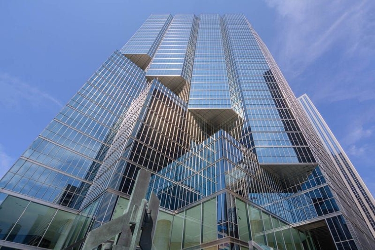 A view of 150 King West from the ground, looking up