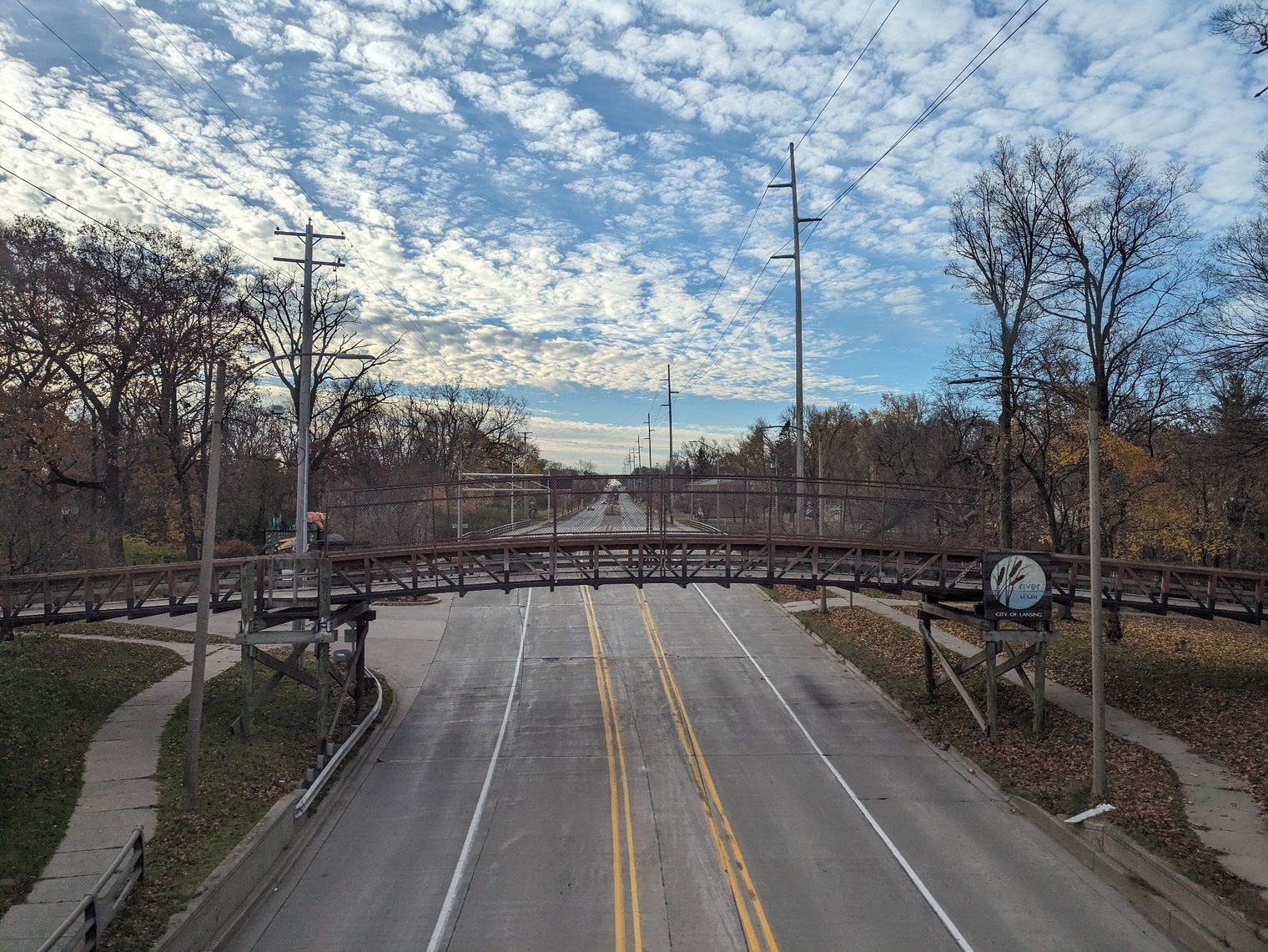 Pennsylvania Avenue River Trail bridge in Lansing